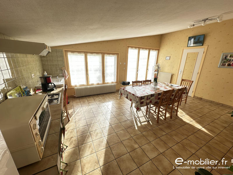 Maison - 130 m² - 5 pièces