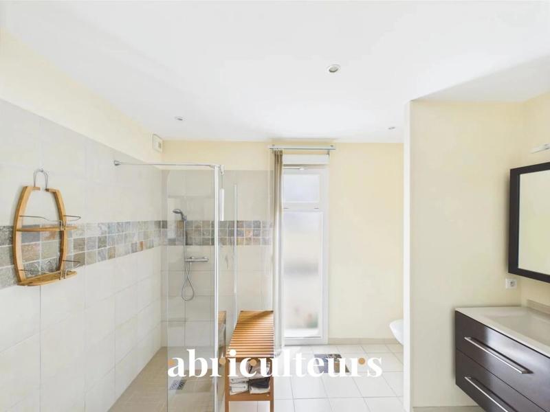 Maison ancienne - 242 m² - 8 pièces