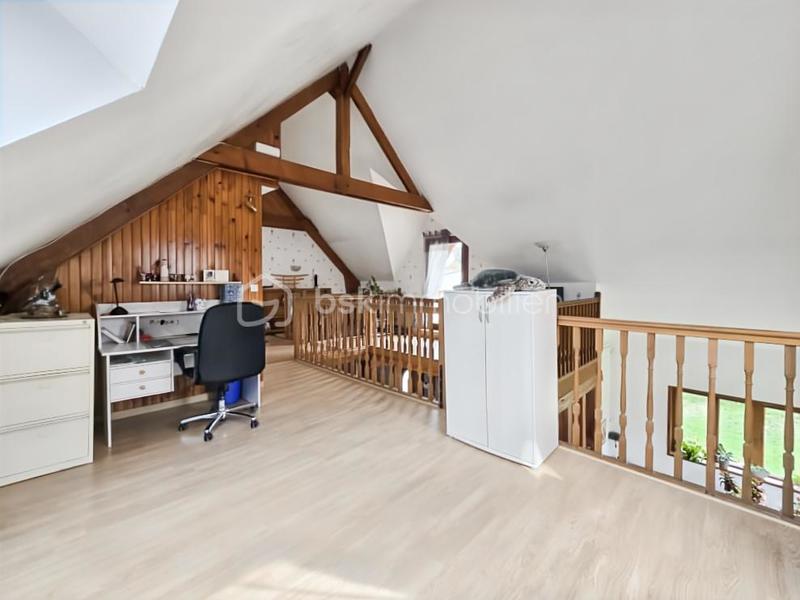 Maison - 140 m² - 10 pièces