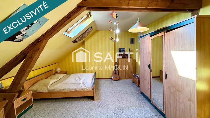 Maison - 250 m² - 10 pièces