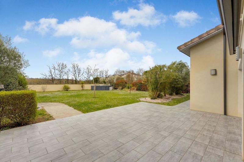 Maison - 184 m² - 6 pièces