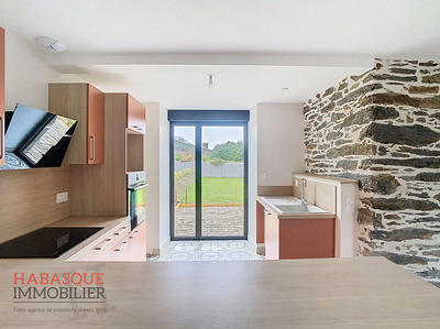 Maison - 111 m² - 5 pièces