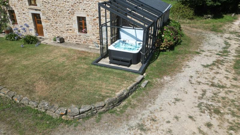 Maison ancienne - 410 m² - 15 pièces