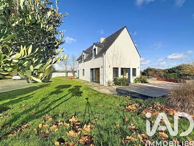 Maison - 174 m² - 6 pièces