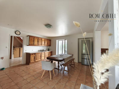 Maison - 200 m² - 7 pièces