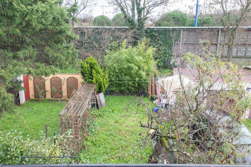 Appartement - 104 m² - 4 pièces