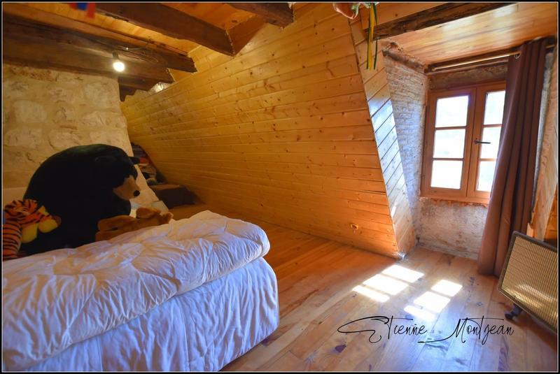 Maison traditionnelle - 157 m² - 6 pièces