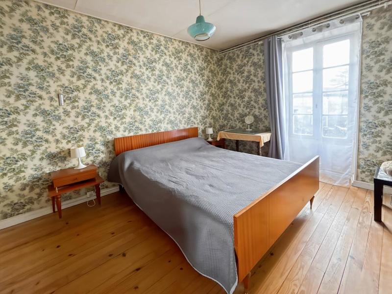 Maison - 200 m² - 7 pièces