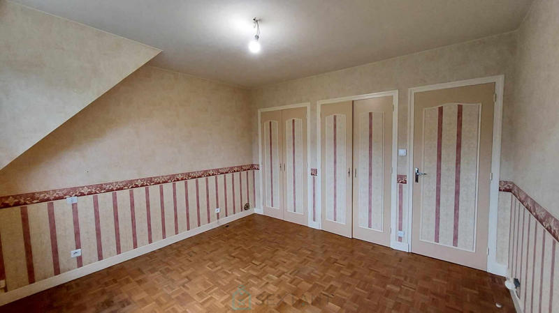 Maison - 122 m² - 6 pièces