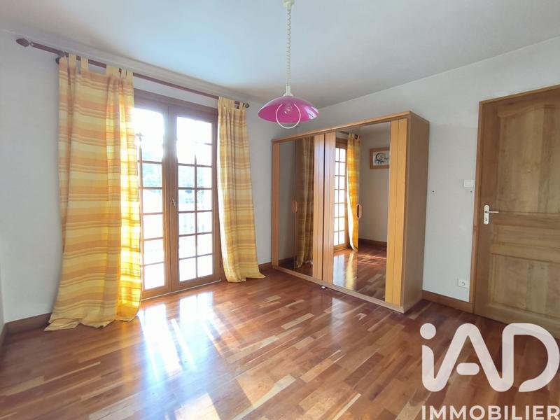 Maison - 137 m² - 6 pièces