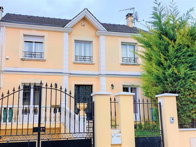 Maison - 120 m² - 4 pièces