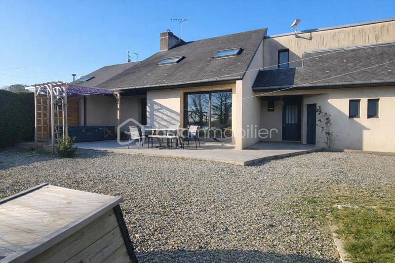 Maison - 108 m² - 4 pièces