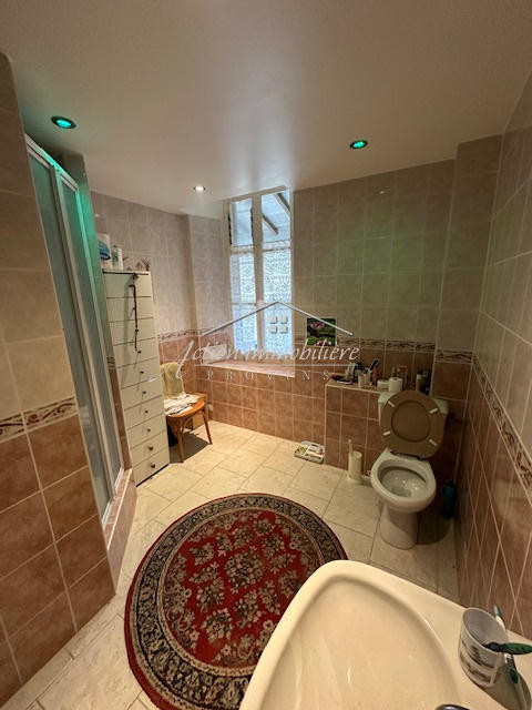 Maison - 183 m² - 6 pièces