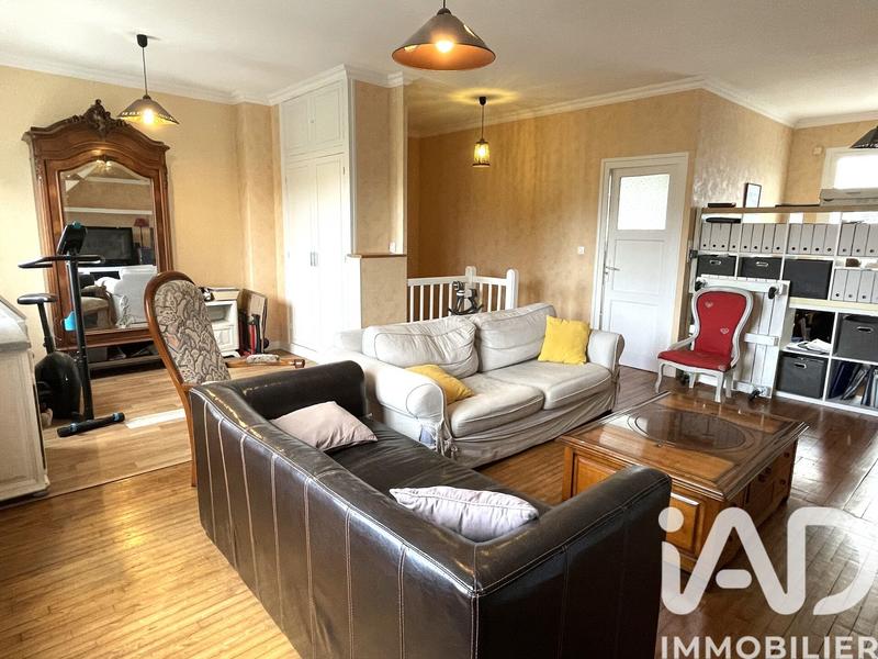 Maison - 121 m² - 5 pièces