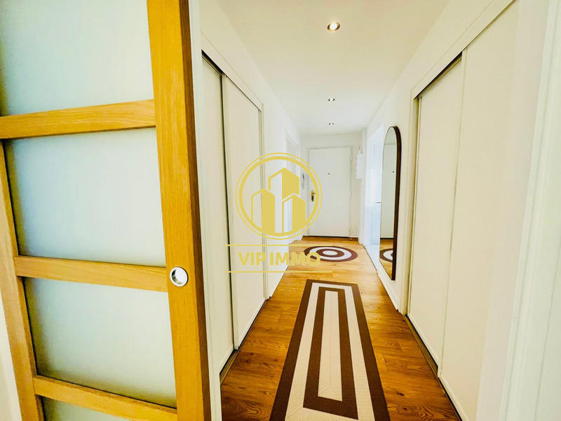 Appartement - 105 m² - 4 pièces