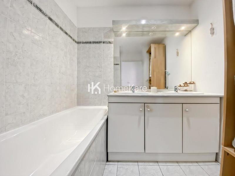 Appartement - 86 m² - 4 pièces