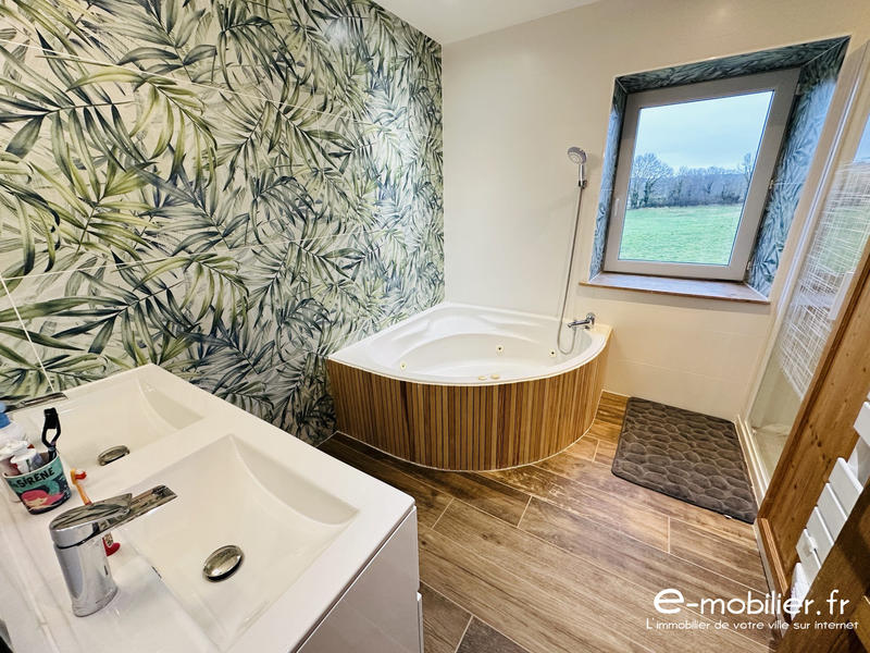 Maison - 190 m² - 7 pièces