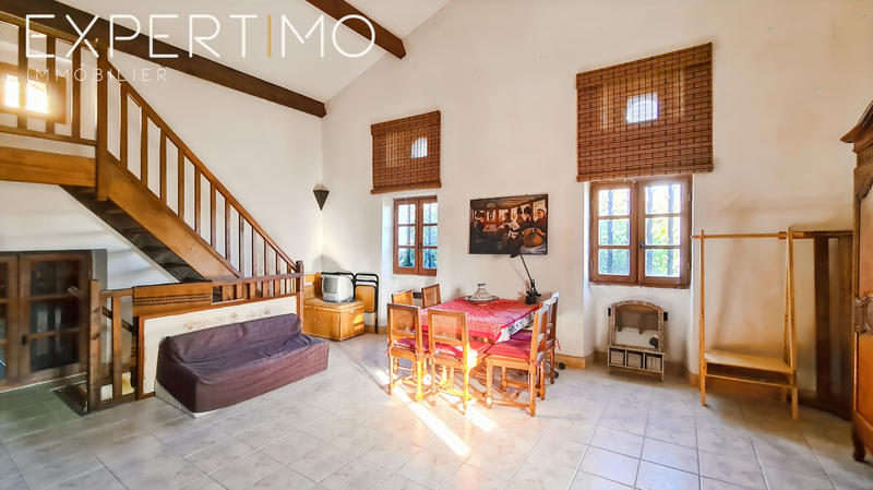 Maison - 307 m² - 10 pièces