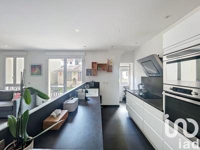 Appartement - 102 m² - 5 pièces