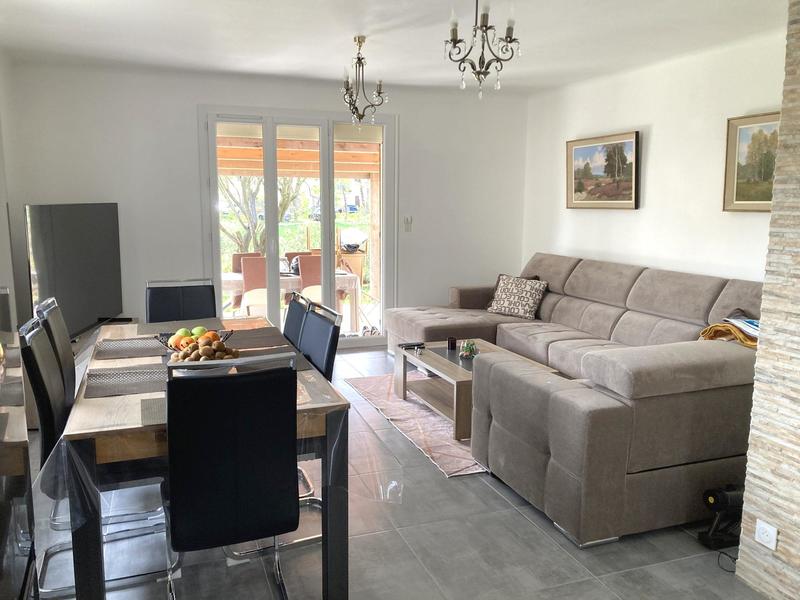 Maison - 98 m² - 4 pièces