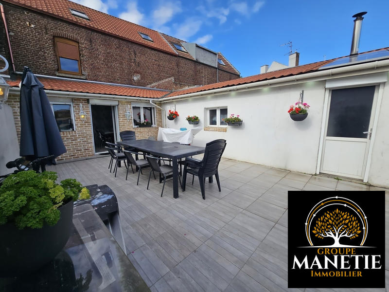 Maison - 182 m² - 7 pièces