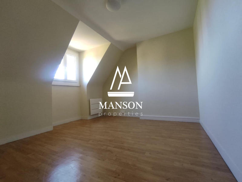 Maison - 124 m² - 8 pièces