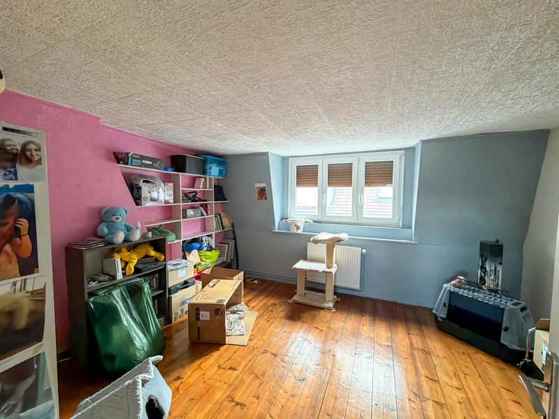 Maison - 97 m² - 5 pièces