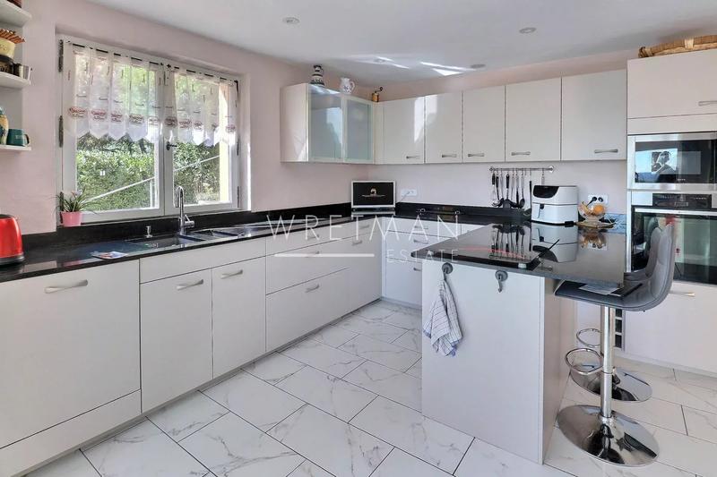 Villa - 187 m² - 5 pièces