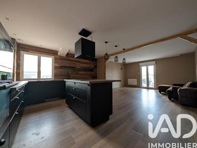 Appartement - 83 m² - 3 pièces