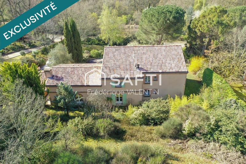 Bastide - 254 m² - 9 pièces