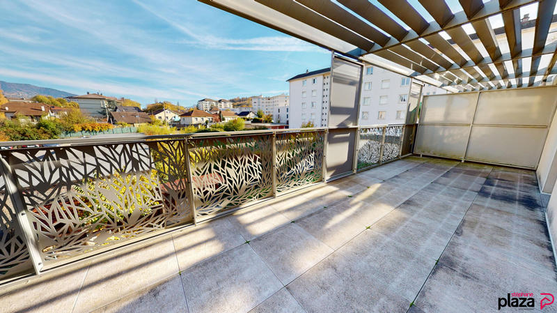 Appartement - 89 m² - 4 pièces