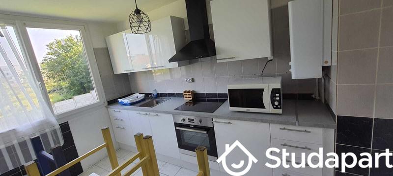 Chambre - 14 m² - 1 pièce