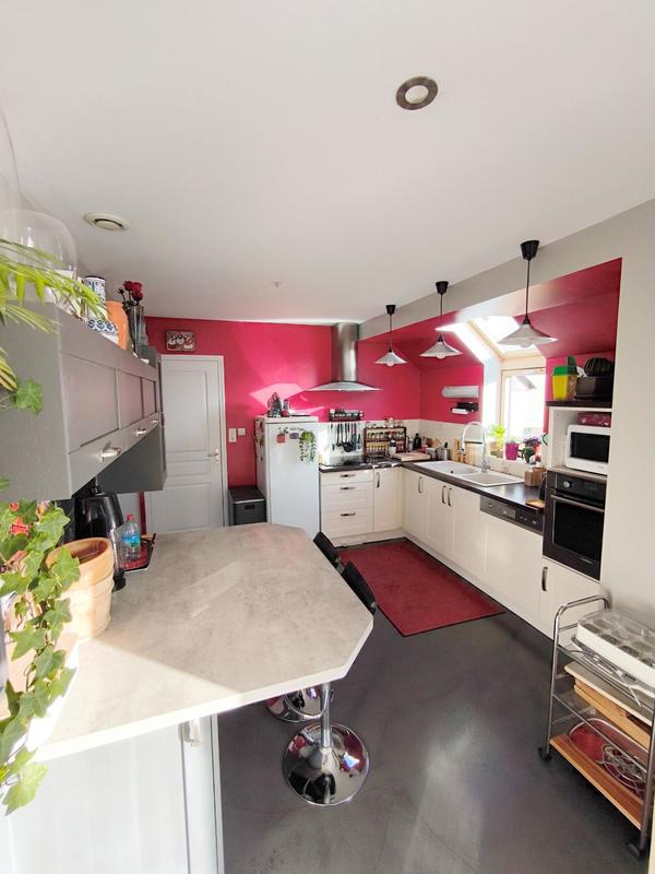 Maison - 85 m² - 4 pièces