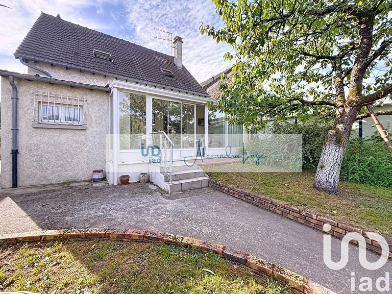 Maison - 96 m² - 6 pièces