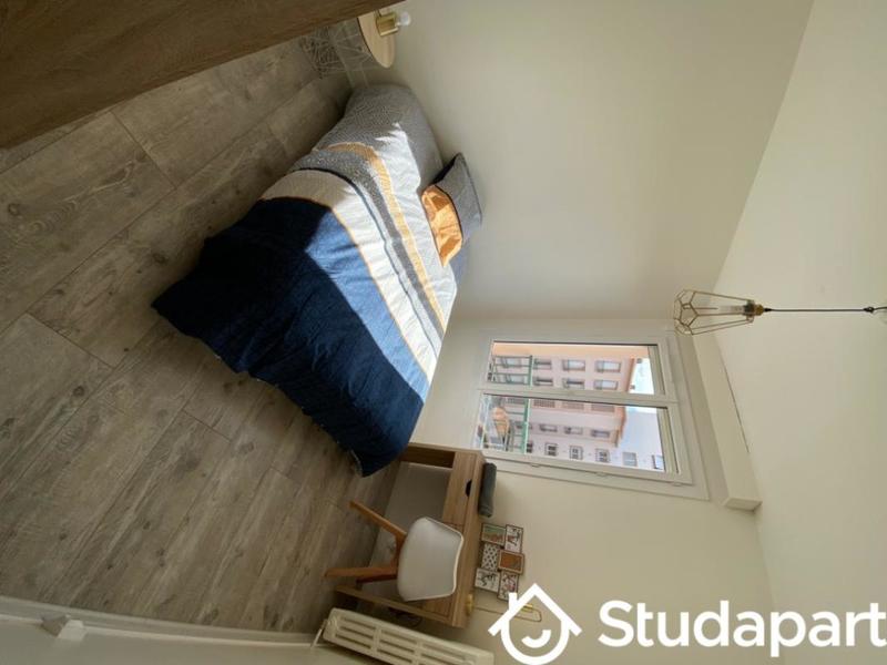 Chambre - 12 m² - 1 pièce