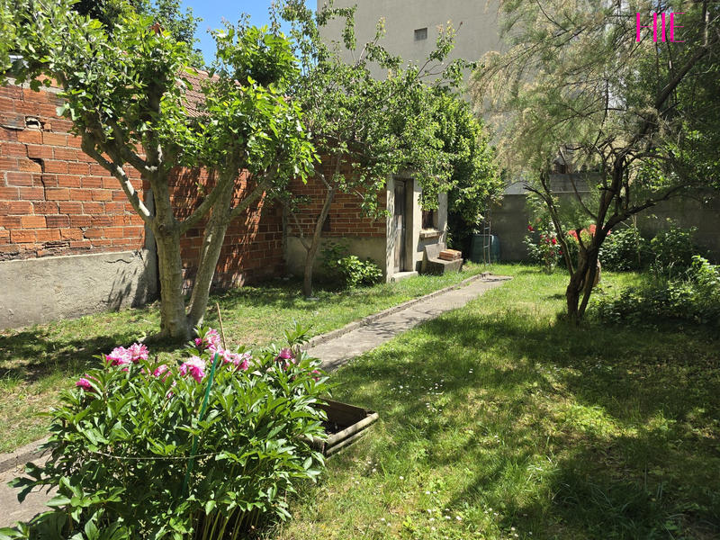 Maison traditionnelle - 103 m² - 5 pièces