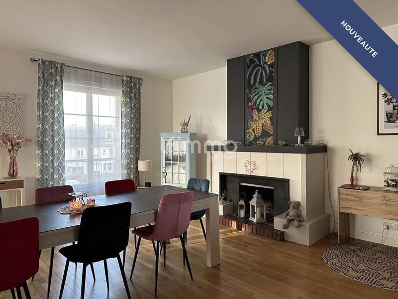 Duplex - 247 m² - 8 pièces