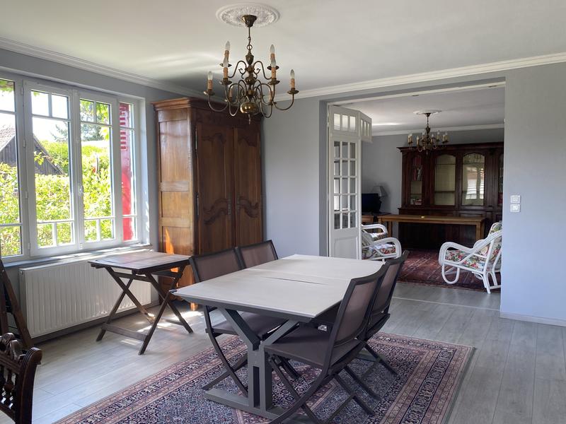 Maison de maîtres - 250 m² - 10 pièces