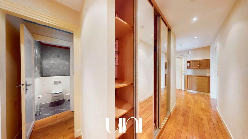 Appartement - 97 m² - 5 pièces