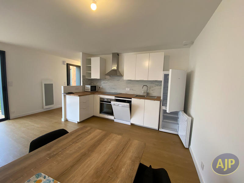 Maison - 66 m² - 3 pièces