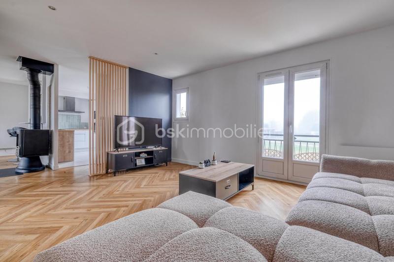 Maison - 94 m² - 5 pièces