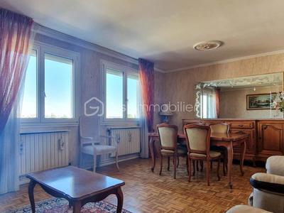 Appartement - 72 m² - 3 pièces