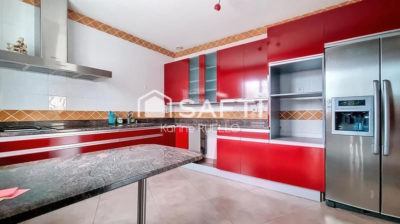 Maison - 190 m² - 5 pièces