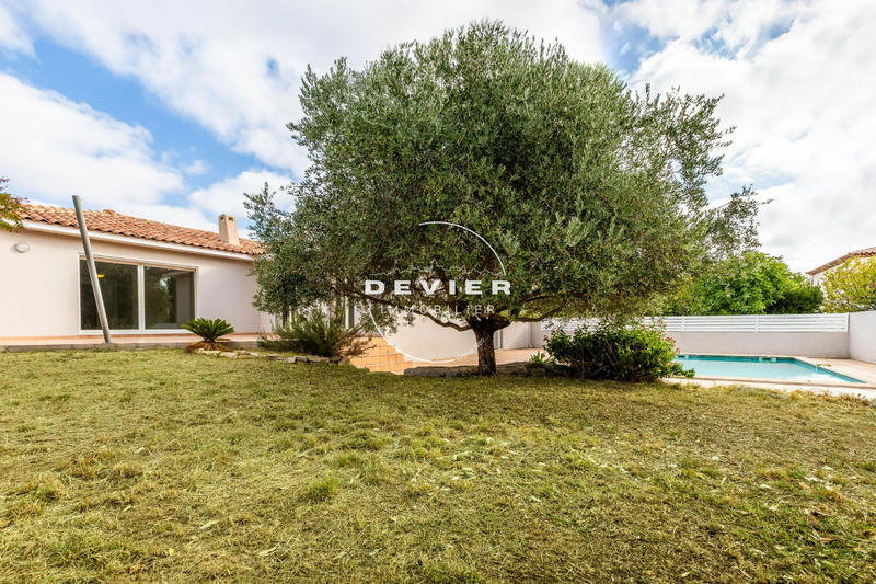 Villa - 140 m² - 5 pièces