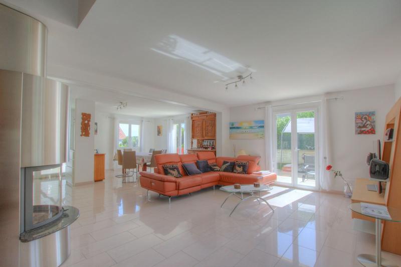 Maison - 170 m² - 5 pièces