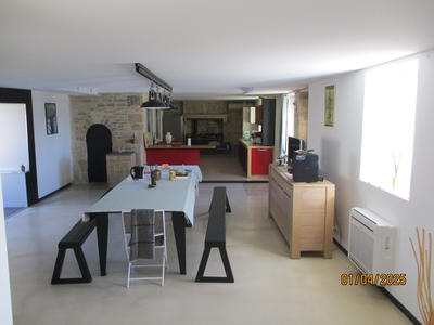 Maison - 200 m² - 7 pièces