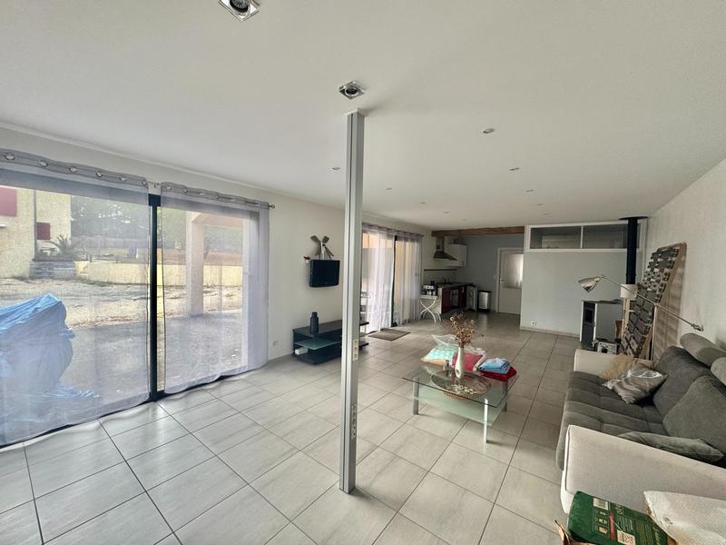 Maison - 249 m² - 11 pièces