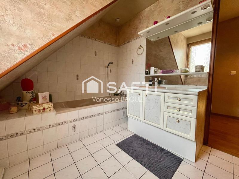 Maison - 100 m² - 5 pièces