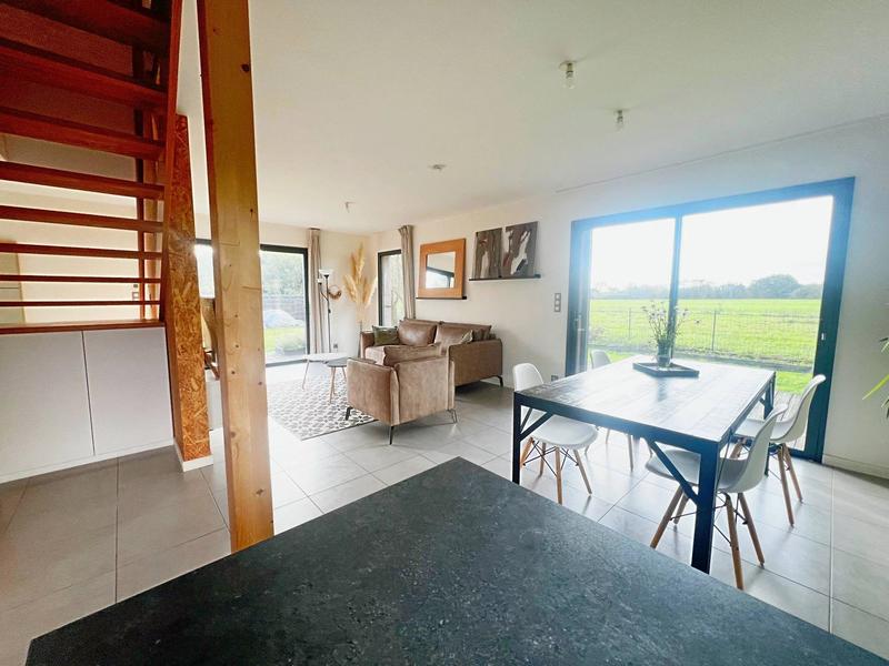 Maison - 105 m² - 5 pièces