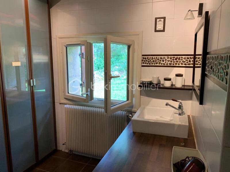 Maison en pierre - 240 m² - 10 pièces